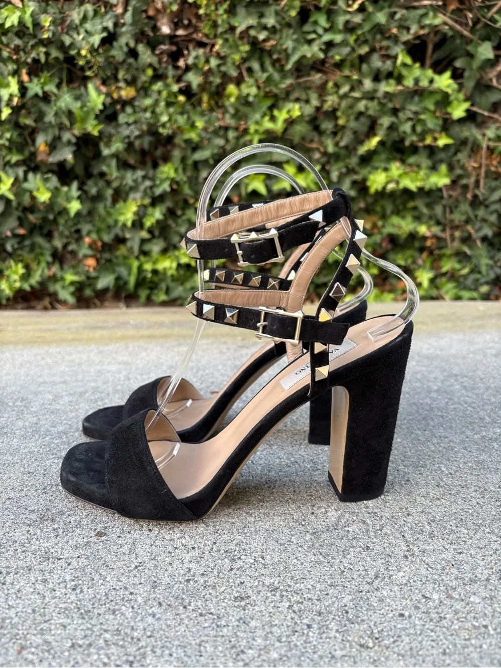 Valentino Rockstud black suede double ankle strap block heel sandal 36.5